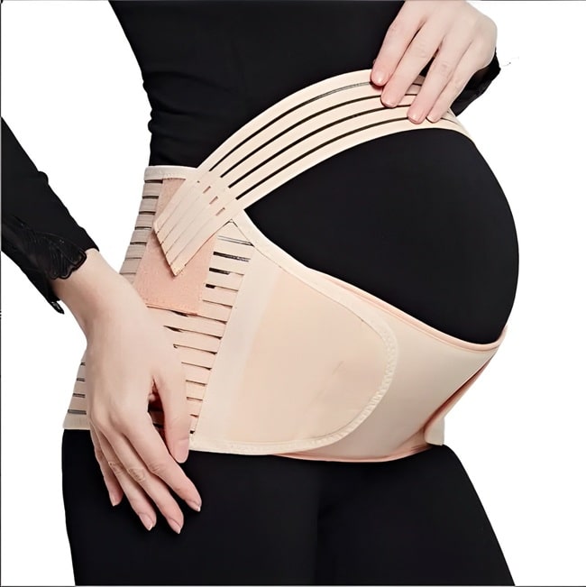 ceinture ou bandeau de maintien pour grossesse couleur beige porté sur femme enceinte