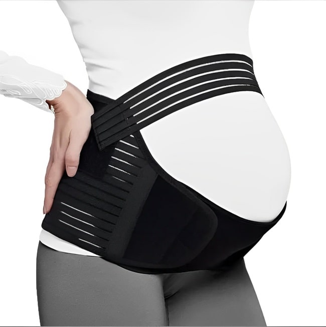 ceinture ou bandeau de maintien pour grossesse couleur noir porté sur femme enceinte