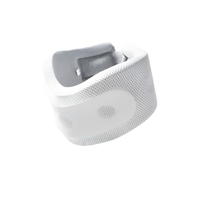Collier cervical ergonomique réglable pour soulager les douleurs cervicales, conçu pour un confort optimal au bureau, en voyage ou à la maison, disponible sur Mr Bon Plan. De couleur grise .